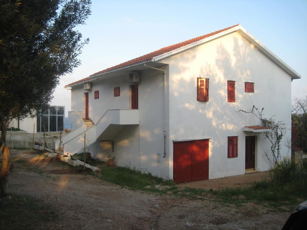 Apartments Zmaj 萨瓦拉 外观 照片